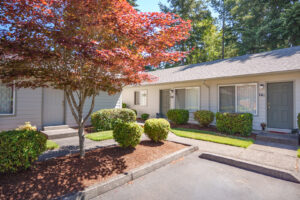 133-143-Friendship-Ave-SE-Salem_21