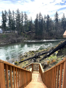 133 River View Gates OR_02