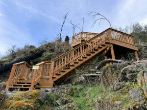 133 River View Gates OR_05