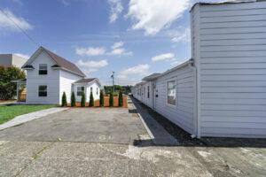 1348-1366 12th St SE Salem_10