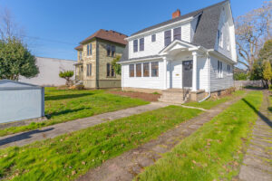 1607 State St Salem OR_07