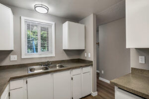 2048 Highway 99W McMinnville_23