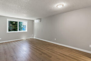 2048 Highway 99W McMinnville_27