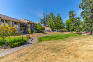 2048 Highway 99W McMinnville_40