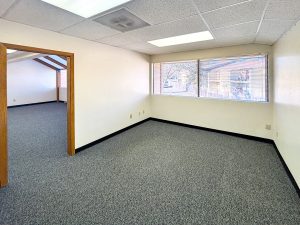 21 Oaks Suite 320-17