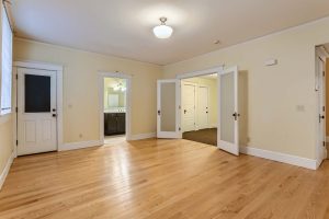 2167 Yamhill St SW Portland OR 97205-03