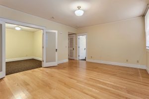 2167 Yamhill St SW Portland OR 97205-04