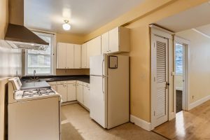 2167 Yamhill St SW Portland OR 97205-09