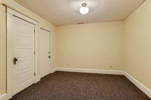 2167 Yamhill St SW Portland OR 97205-17