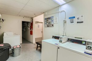 2167 Yamhill St SW Portland OR 97205-18