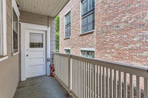 2167 Yamhill St SW Portland OR 97205-21