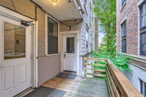 2167 Yamhill St SW Portland OR 97205-27