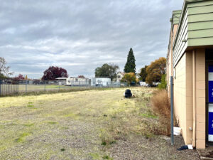 2300 Ferry St SW Albany OR_01