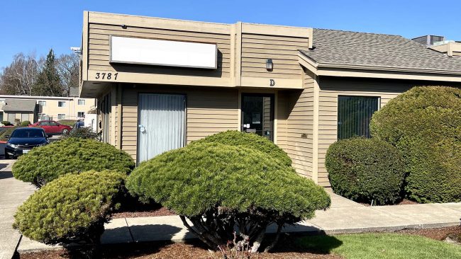 SMI Real Estate - 3878 River Rd N #D, Keizer, OR 97303