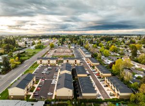 4624-autumn-woods-exterior-05