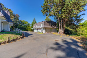 708 Davis St SE McMinnville OR_06