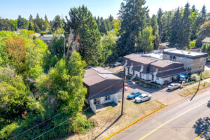 708 Davis St SE McMinnville OR_17