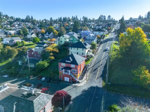 811 & 813 Franklin Ave Astoria OR 97103_01