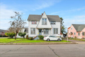 925 14th St E Salem_02