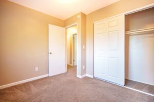 9512-N-Oswego-Ave_10
