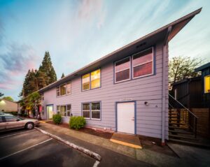 Monmouth Ave 302 - Martha Washington Apts_06
