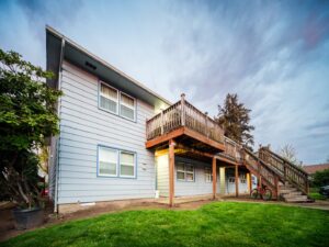 Monmouth Ave 302 - Martha Washington Apts_37