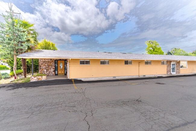 1151-w-washington-st-stayton-or-97383